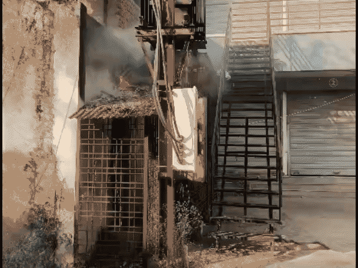 बुरहानपुर में लालबाग रोड ट्रांसफार्मर में आग:  पुलिस ने फायर एक्स्टिंग्विशर से समय पर बुझाई – Burhanpur (MP) News