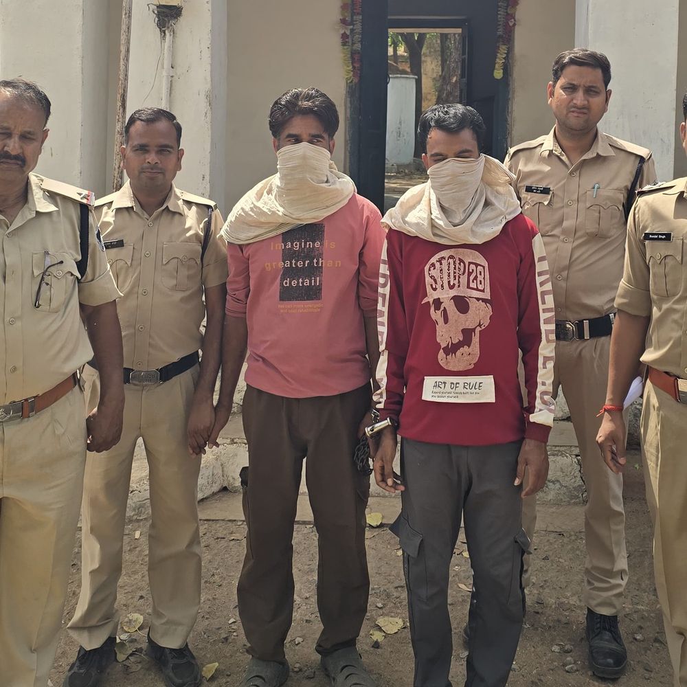 बमोरी में दो सट्टे के कारोबारी पकड़ाए:  11 लोगों पर कैंट पुलिस ने की कार्रवाई; सात बैंक अकाउंट, कई आईडी मिलीं – Guna News