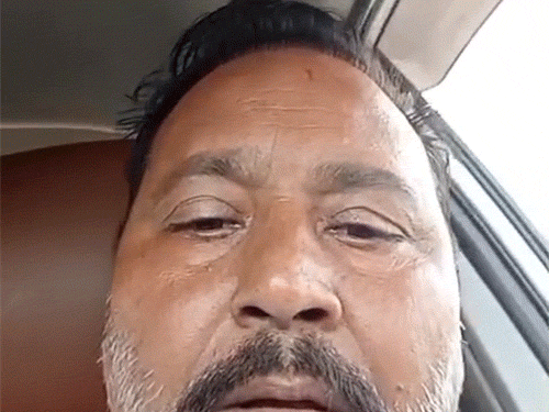 पूर्व कांग्रेस MLA का नाम लेकर सुसाइड:  पटियाला में टैक्सी ड्राइवर ने VIDEO बनाया; कहा- मुझे और मेरे बच्चे पीटे, हम पर ही FIR करवा रहे – Patiala News