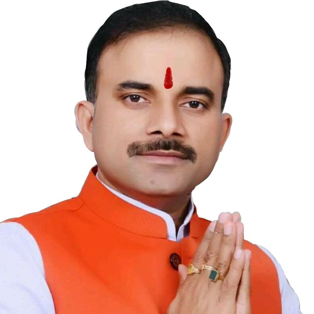 
                 सैयदराजा सीट पर विधायक सुशील या कोई और मजबूत:सपा से मनोज, वीरेंद्र और बलिराम में कौन पहली पसंद, बसपा से भी चुनें 
            