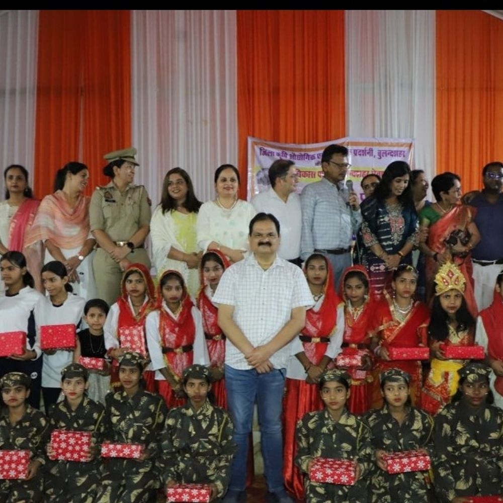 बुलंदशहर में बेटी बचाओ कार्यक्रम, 25 मातृ-शक्तियों का सम्मान:भारत विकास परिषद ने किया आयोजन, सिटी मजिस्ट्रेट ने की सराहना