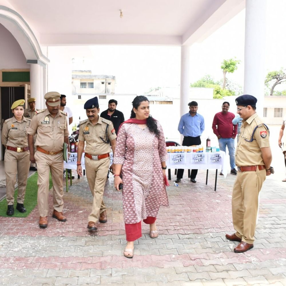 बदायूं पुलिस लाइन में लगा मेडिकल कैंप:SSP अंकिता शर्मा ने किया उद्घाटन, पुलिसकर्मियों का हुआ हेल्थ चेकअप