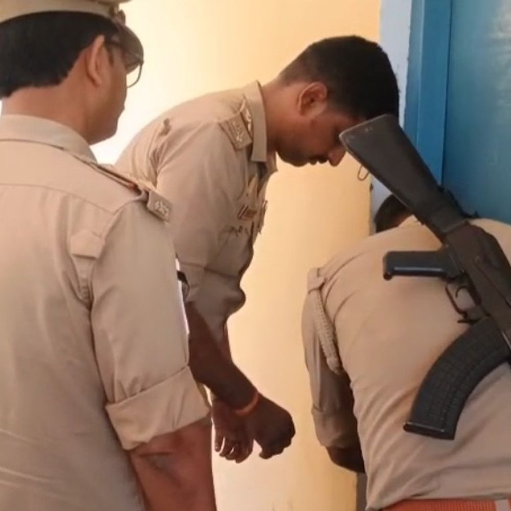 कृषि विश्वविद्यालय में बीएससी छात्र की हैंगिंग से मौत:पुलिस ने कमरा सील किया, परिजन ने आत्महत्या के लिए उकसाने का आरोप लगाया