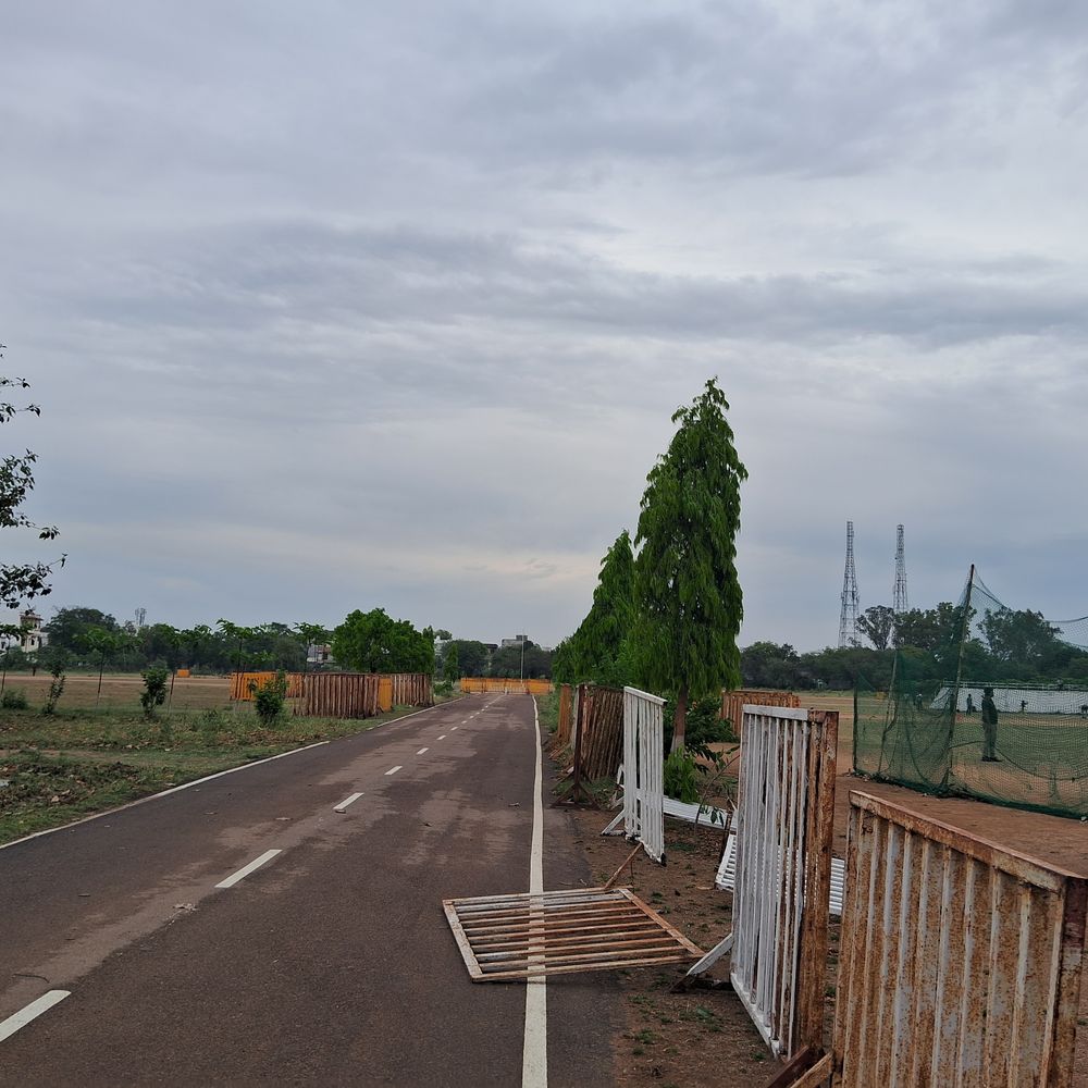 टीकमगढ़ में तेज हवा के साथ बारिश:  दिन-रात का तापमान 1 डिग्री गिरा, मंगलवार को फिर बूंदाबांदी संभव – Tikamgarh News