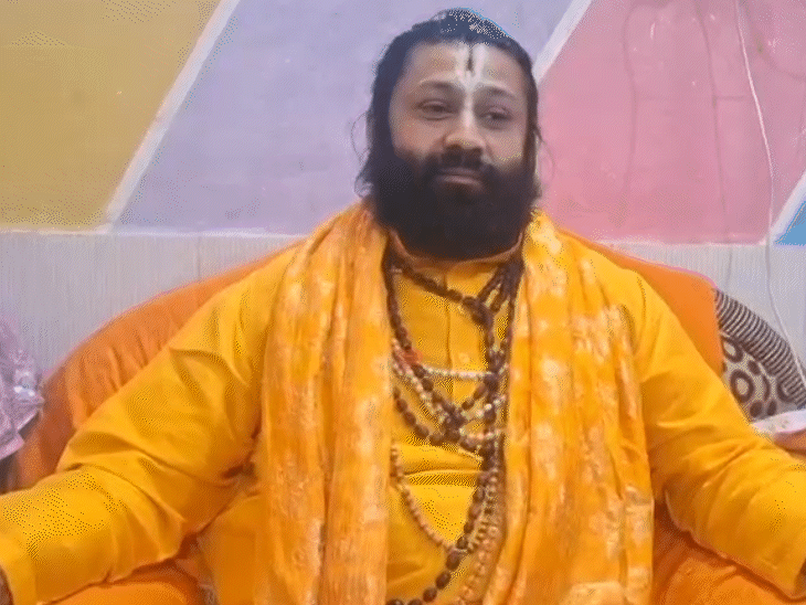 
                 आशुतोष महाराज का शंकारचार्य के बेटे- पत्नी होने का दावा:उठाई जांच और कार्रवाई की मांग, कहा- DNA टेस्ट हो 
            