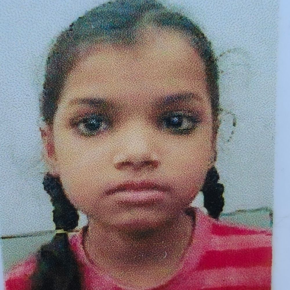 कानपुर में युवती ने सुसाइड किया:पापा से बोली- मैं आपके लिए आज रोटी बनाऊंगी, ऊपर किचेन में गई और फांसी लगा लिया