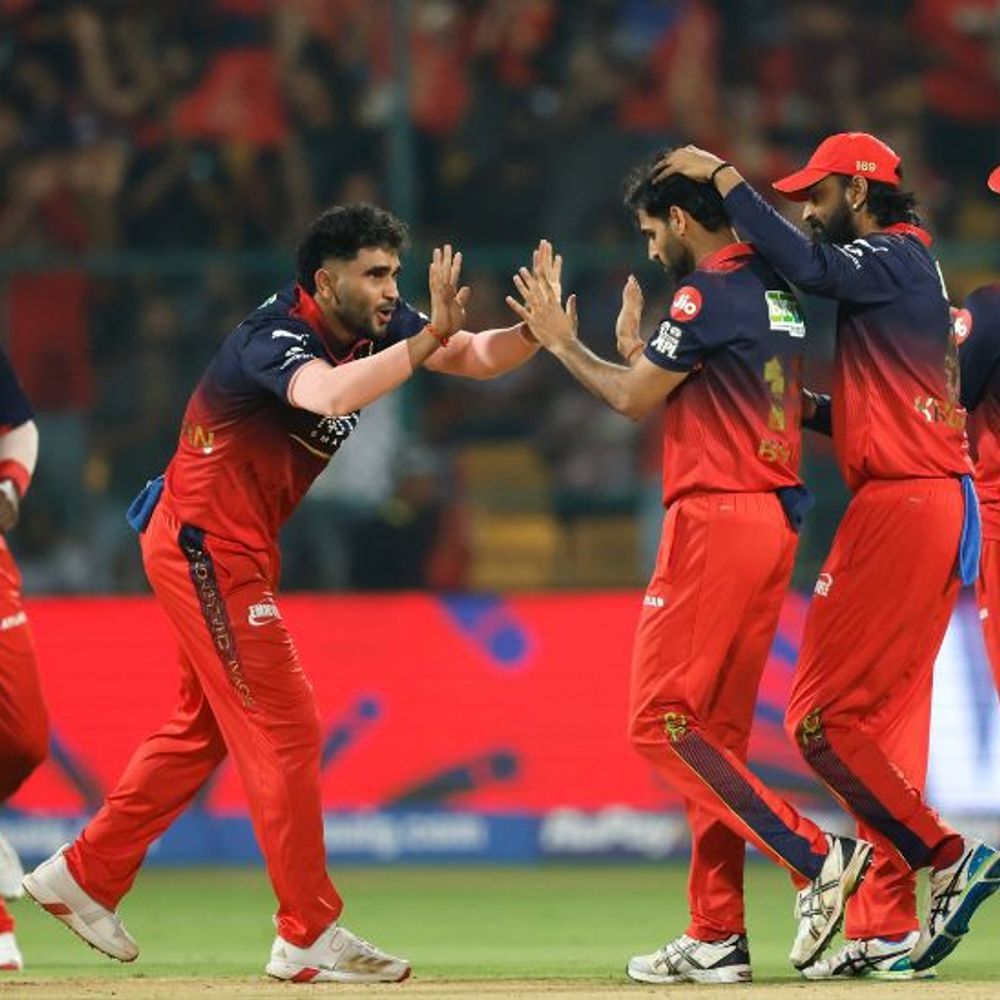 IPL- क्रुणाल पंड्या को 1 ओवर में 2 विकेट:चेन्नई के 7 बैटर्स आउट, सरफराज की फिफ्टी; बेंगलुरु ने 251 रन का टारगेट दिया