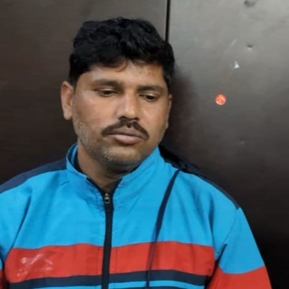 सेना भर्ती के नाम पर ठगी करने वाला पकड़ा:एक लाख रुपए में मेडिकल व अन्य प्रक्रिया पास कराने का झांसा, इंजेक्शन-दस्तावेज भी बरामद