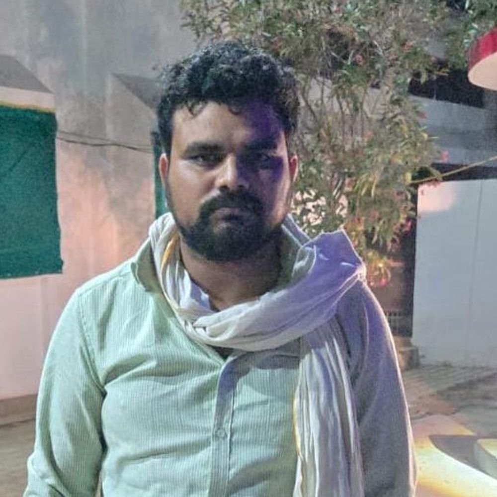 वाहन चेकिंग में पुलिस टीम को कुचलने का प्रयास:सोनभद्र में एक आरोपी गिरफ्तार, दूसरे की तलाश जारी