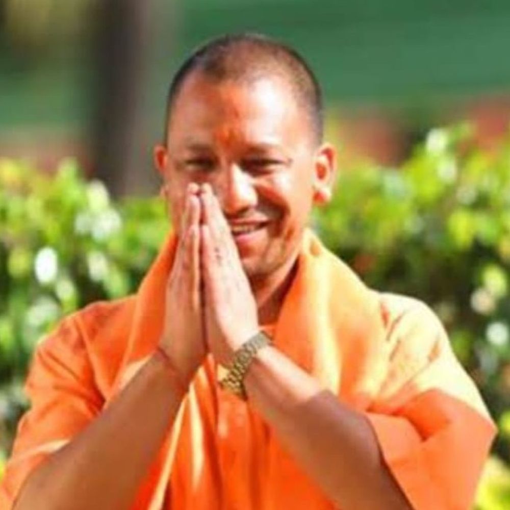 मुख्यमंत्री योगी आदित्यनाथ का आजमगढ़ दौरा:डेयरी का उद्घाटन कर जनसभा को करेंगे संबोधित, मदर डेयरी को भेजा जाएगा दूध