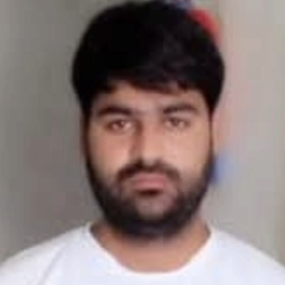 संभल में युवक ने की आत्महत्या:नशे के इंजेक्शन लगाने को लेकर पत्नी और पिता से झगड़ा हुआ था