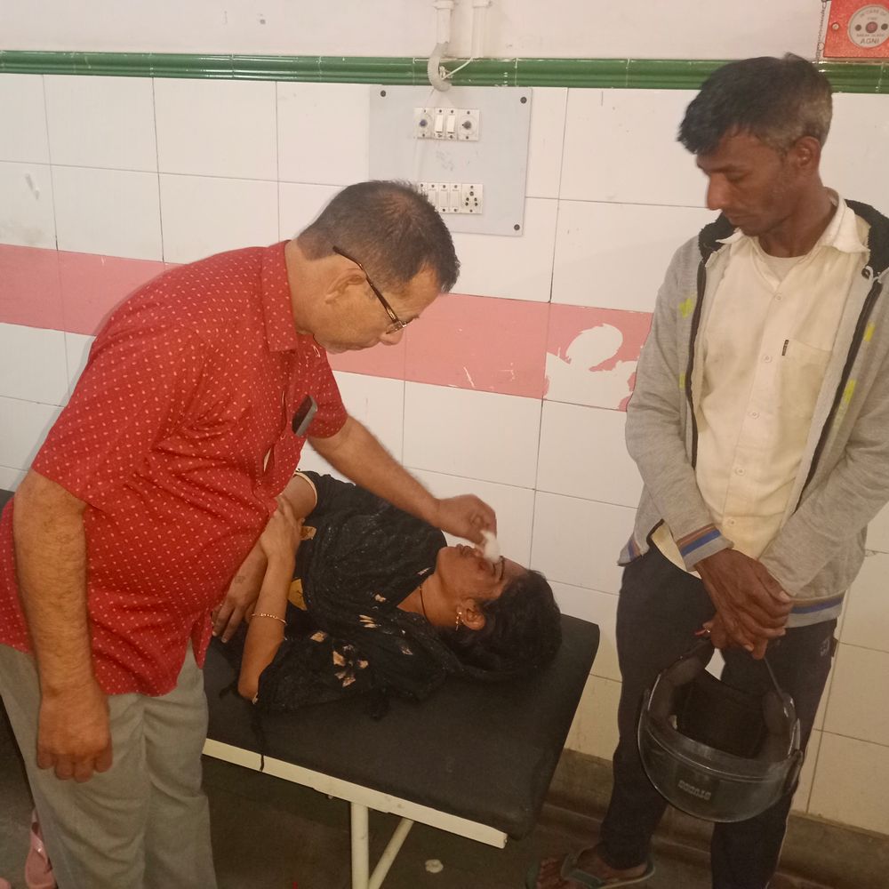 संभल: नशे में देवर ने भाभी-पति पर किया हमला:उत्पीड़न की शिकायत पर ईंट से पीटा, दोनों घायल