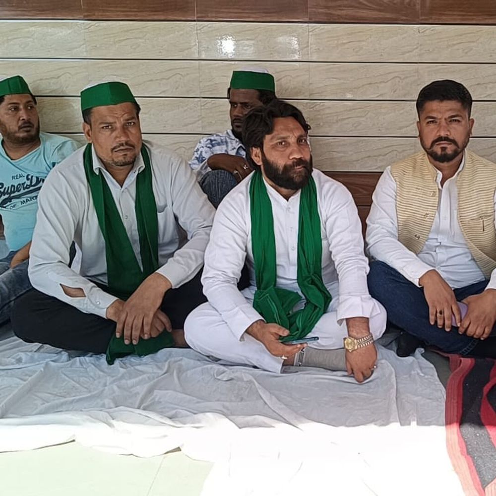 मुजफ्फरनगर में स्मार्ट मीटर के खिलाफ प्रदर्शन:भाकियू सर्वसमाज ने बिजली विभाग पर मनमानी का आरोप लगाया