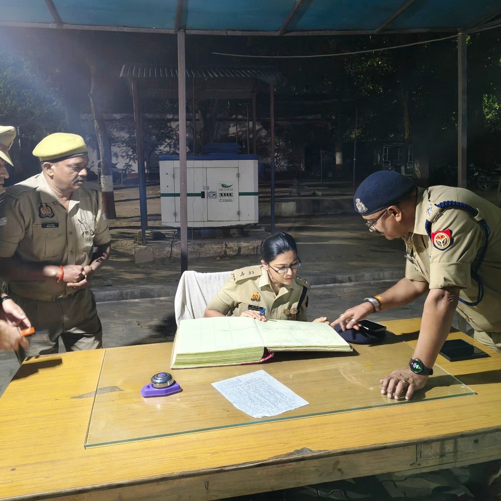 एसपी ने रुरा थाने का औचक निरीक्षण किया:कमियां मिलने पर तत्काल सुधार के निर्देश दिए, लापरवाही पर होगी कार्रवाई