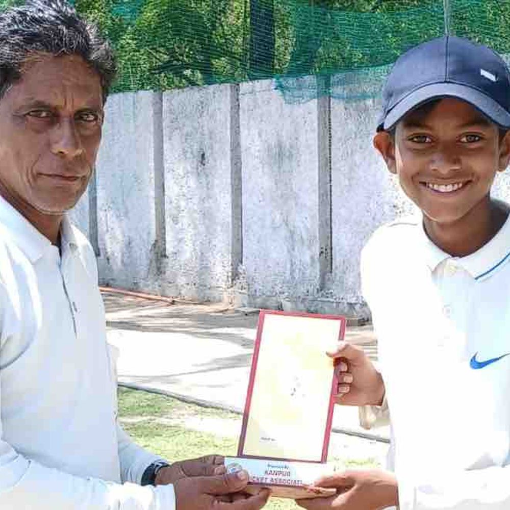 
                 फैज की शानदार गेंदबाजी से कमर्शियल एकेडमी जीती:सुनील प्रथम स्मारक अंडर-13 क्रिकेट प्रतियोगिता में दर्ज की 33 रन से जीत 
            