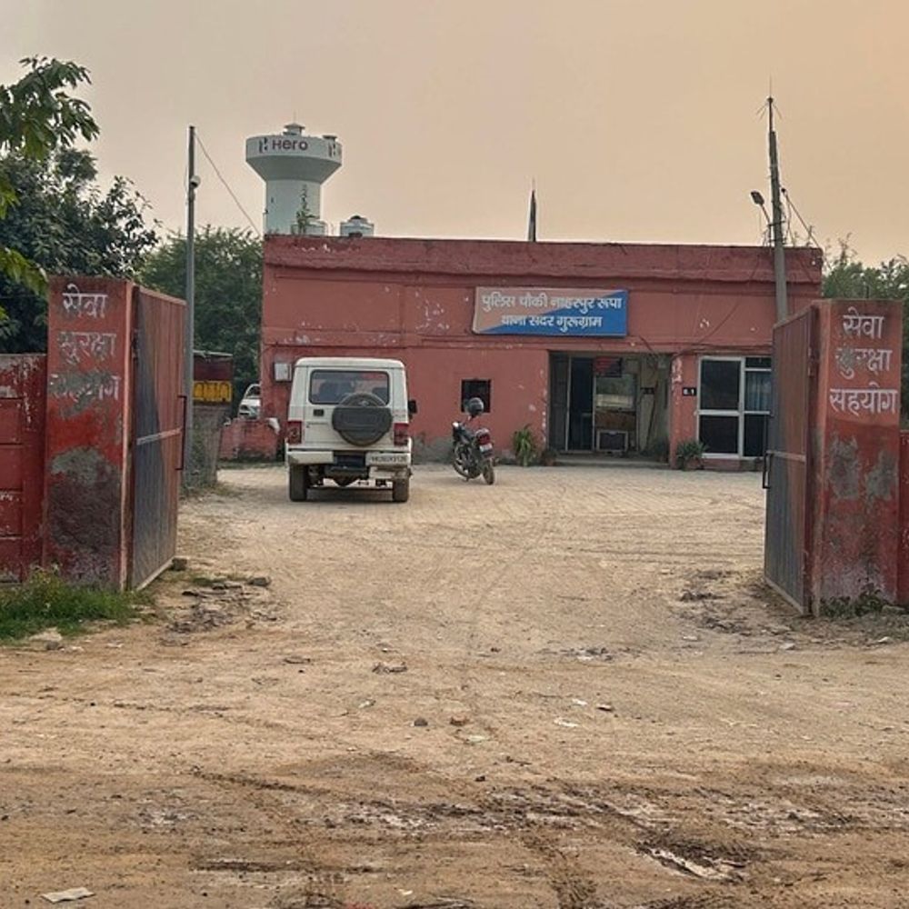 गुरुग्राम के युवक ने फांसी लगाकर किया सुसाइड:कमरे में लटका मिला शव, 8 महीने पहले हुई थी शादी, यूपी का रहने वाला