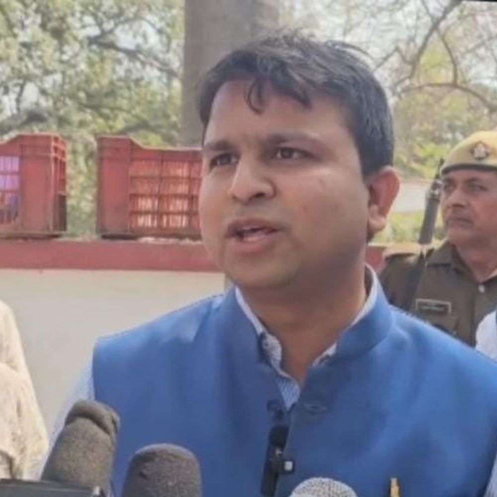 अंबेडकरनगर की 6 निकायों में 7 करोड़ से विकास कार्य:इंटरलॉकिंग सड़कें, नालियां और नाले बनेंगे, 4 लाख आबादी को लाभ