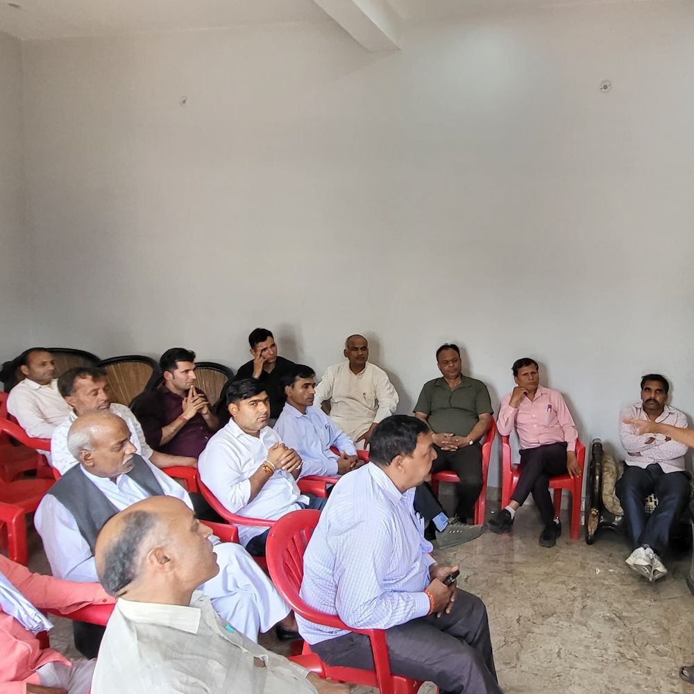 
                 कोरी भुईयार समाज की बैठक में उपेक्षा पर चर्चा:समाज के उत्थान और तरक्की के लिए एकजुट होने का आह्वान 
            