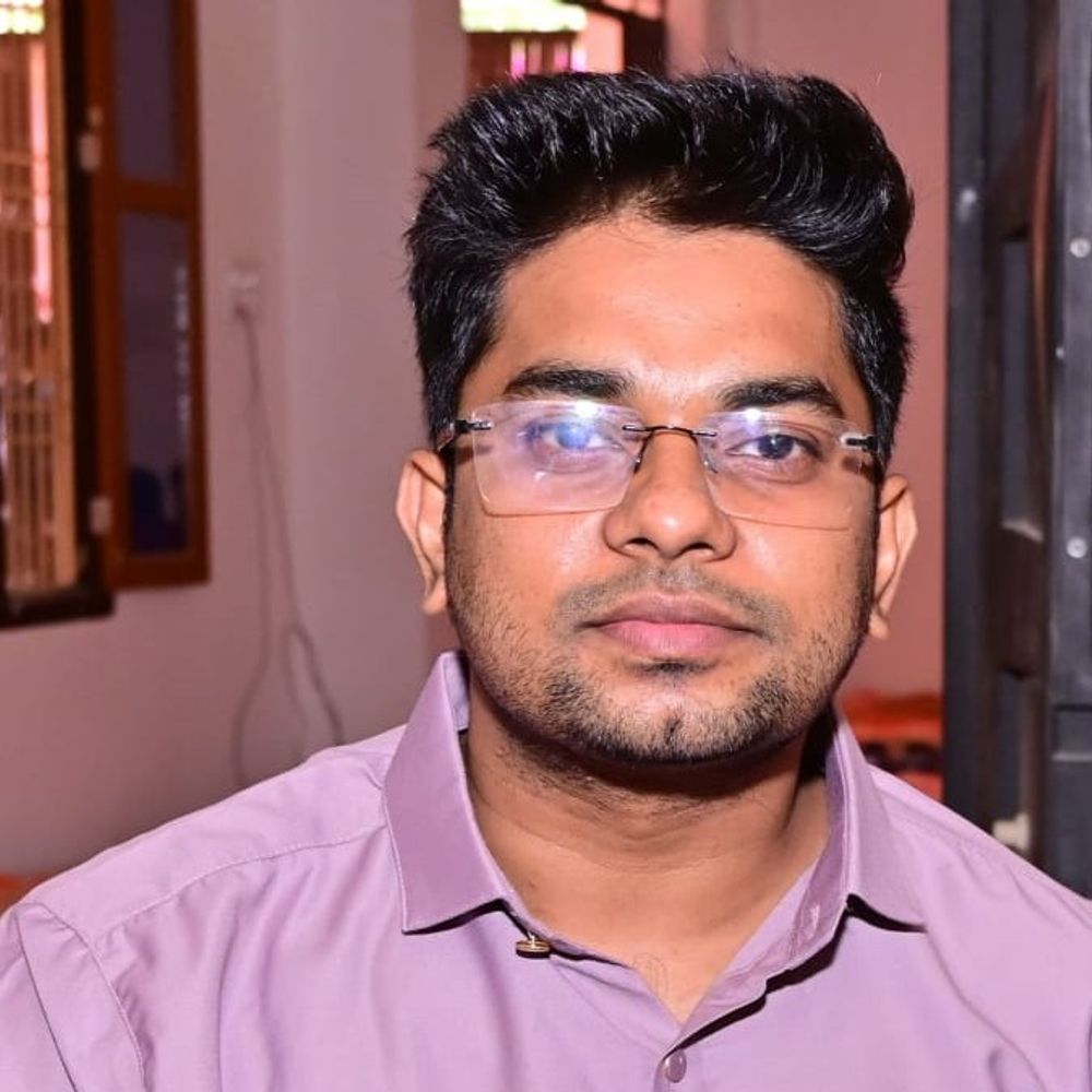 RO/ARO परीक्षा में अमेठी के दो युवा टॉप-10 में:शिवांशु शर्मा ने 6वीं तो शिवम शुक्ला ने 10वीं रैंक हासिल की