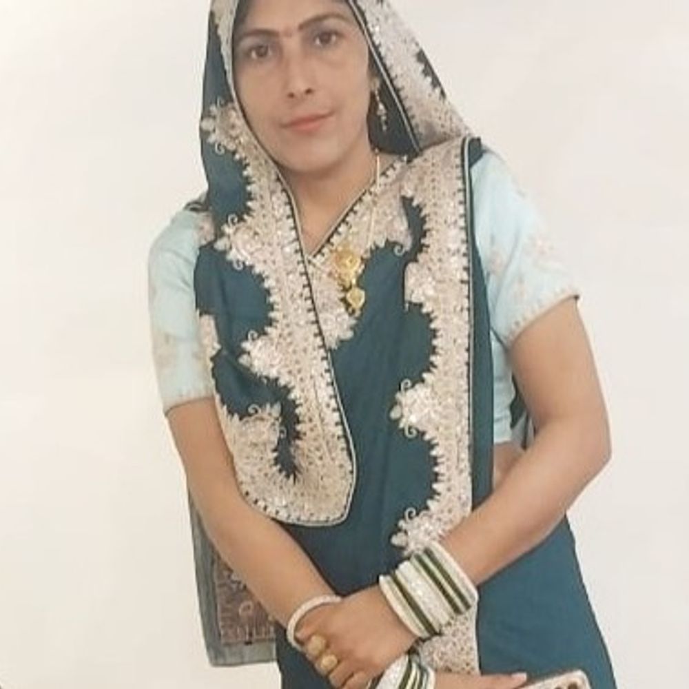 आगरा में विवाहिता की संदिग्ध परिस्थितियों में मौत:पिता ने लगाया दहेज हत्या का आरोप, कहा- दामाद ने 4 लाख रुपए मांगे थे