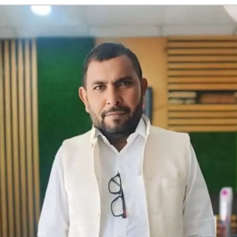 संतकबीर नगर में प्रधान की सड़क हादसे में मौत:कार ने मारी टक्कर, पुलिस ने वाहन जब्त किया