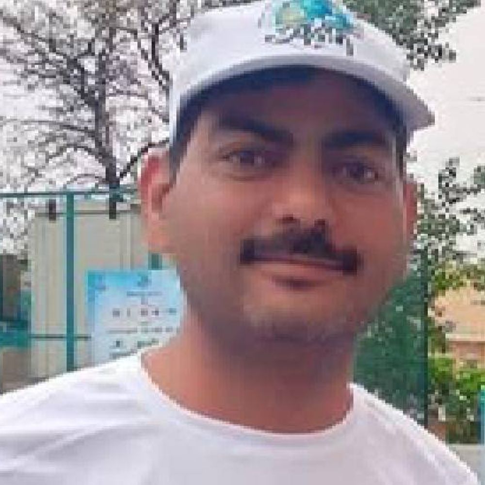 
                 झांसी में भाजपा मंडल अध्यक्ष के जीजा की मौत:चिरगांव रेलवे स्टेशन पर टेक्नीशियन थे, ड्यूटी पर जाते समय गाड़ी ने उड़ाया 
            