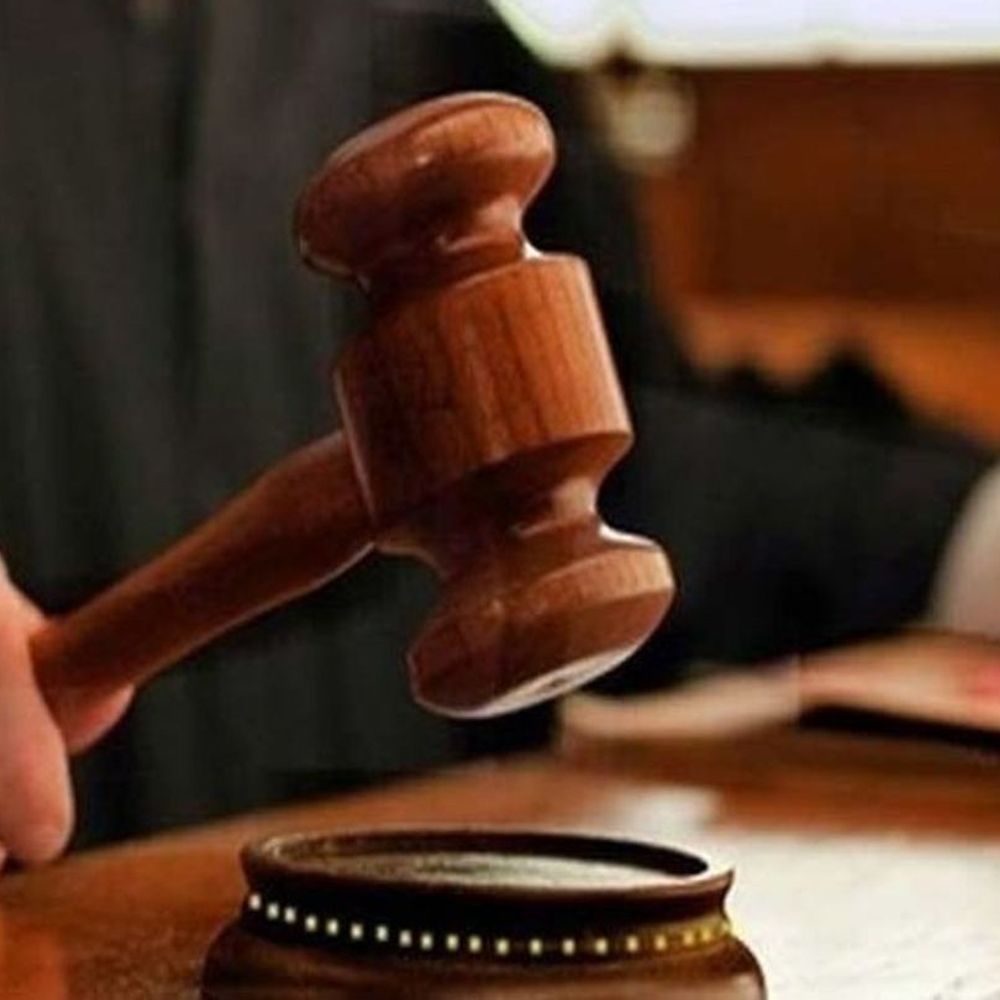 
                 GSVM की पूर्व प्राचार्य आरती लाल चंदानी के खिलाफ वारंट:डॉक्टर परवेज ने 6 साल पहले दाखिल किया था वाद, 2 को होगी सुनवाई 
            