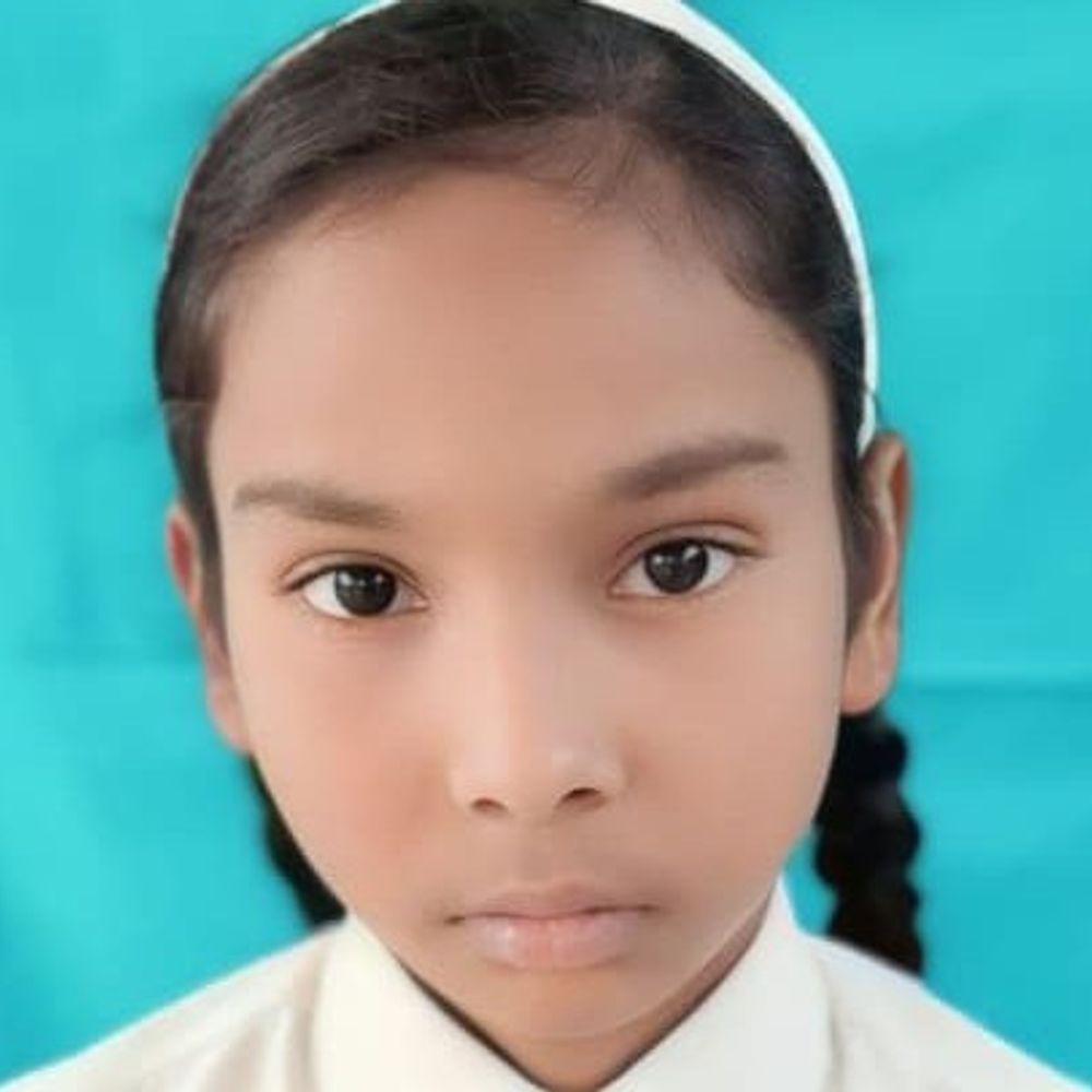 बस्ती में बाइक की टक्कर से किशोरी की मौत:इलाज के दौरान तोड़ा दम, सड़क पार करते समय हुआ था हादसा