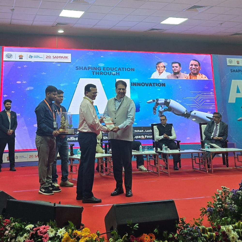 लखनऊ के इंदिरा गांधी प्रतिष्ठान में AI पर हुआ मंथन:शिक्षा में बड़े बदलाव की तैयारी, बच्चों की क्षमता के अनुसार पढ़ाई पर जोर, देश के बड़े संस्थानों के एक्सपर्ट हुए शामिल