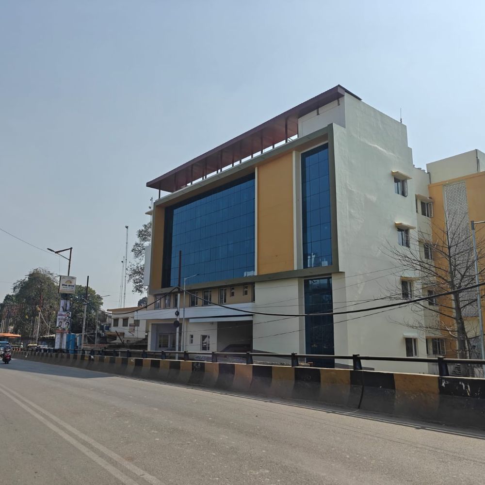 यूपी का पहला 'स्टेट ऑफ आर्ट' मेंटल हेल्थ सेंटर तैयार:दवाओं से नहीं सुधरने वाले डिप्रेशन का अब मशीनों से होगा इलाज