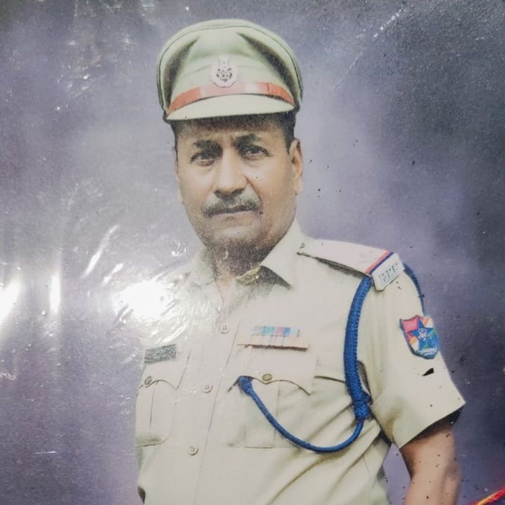 
                 बड़ौत स्टेशन पर ट्रेन से कटकर RPF कर्मी की मौत:छह महीने पहले हुए थे सेवानिवृत्त, GRP ने शव निकालकर परिजनों को दी सूचना 
            