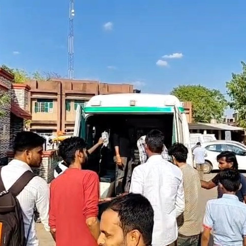 
                 महोबा में अधेड़ को पीटकर किया लहूलुहान:शराब के नशे में हुआ विवाद, परिजन बोले- पैसे छीने; पुलिस ने भूसा विवाद बताया 
            