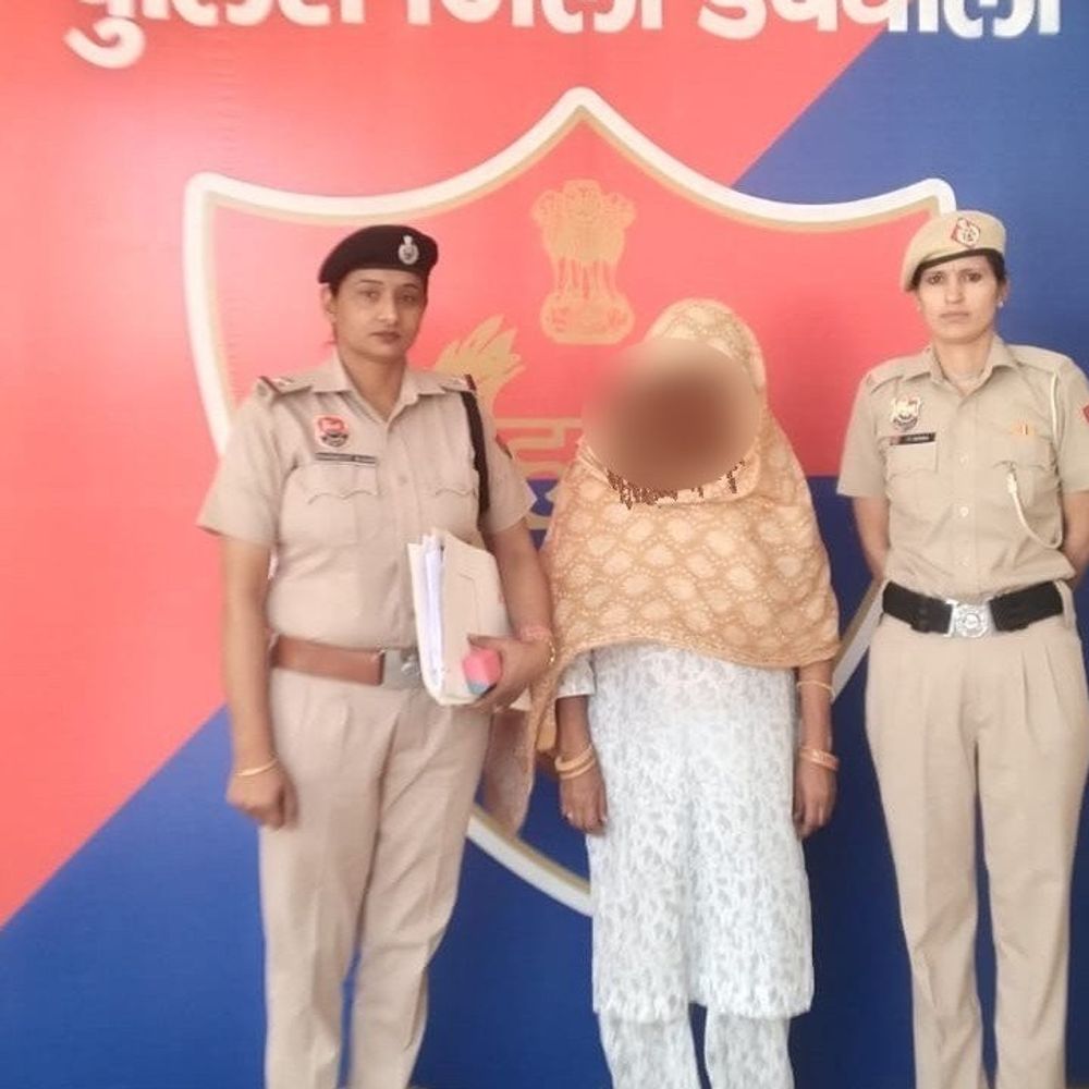 डबवाली पुलिस ने विवाहिता सुसाइड केस में महिला को पकड़ा:  चार महीने से चल रही थी फरार, मानसिक और शारीरिक प्रताड़ना का आरोप – dabwali News