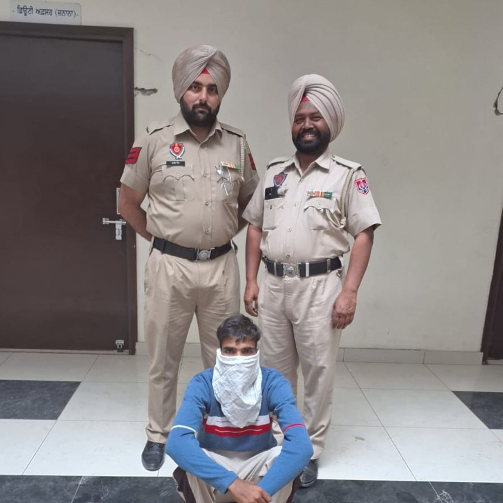 मोगा में तीन नशा तस्कर अरेस्ट:  तलाशी में हेरोइन और नशीली गोलियां बरामद, बेचने के लिए घूम रहे थे – Moga News