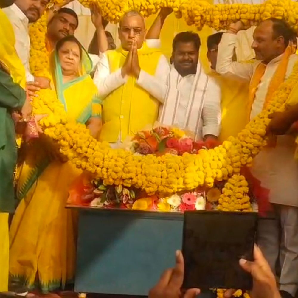 ओपी राजभर बोले- सीटों का नहीं, सरकार बनाने का झगड़ा:2027 चुनाव पर कहा- चार लोग कंधा लगाकर घाट तक पहुंचा देंगे