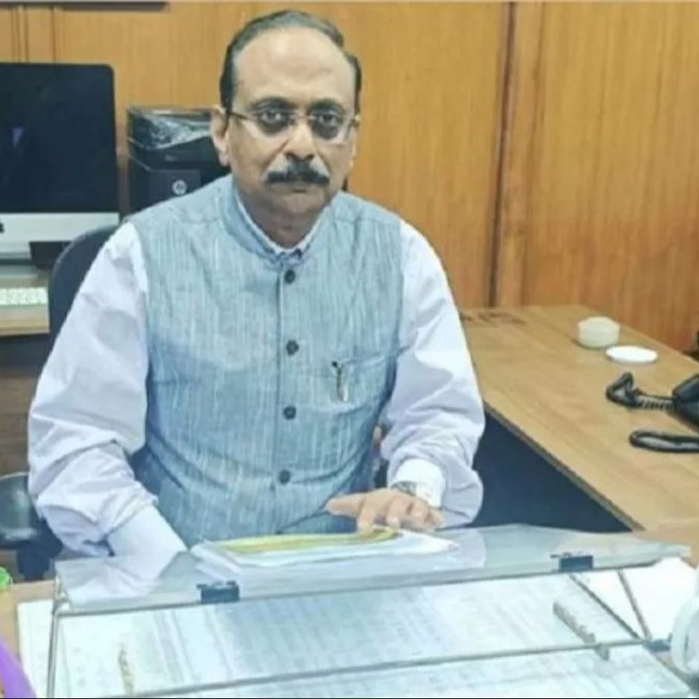 हिमाचल के मुख्य सचिव के ‘मोस्ट अर्जेंट’ ऑर्डर को ठेंगा:  दिन में एक्सटेंशन और री-एम्प्लॉयमेंट नहीं देने का फैसला, शाम को SDO को पुनः नियुक्ति – Shimla News