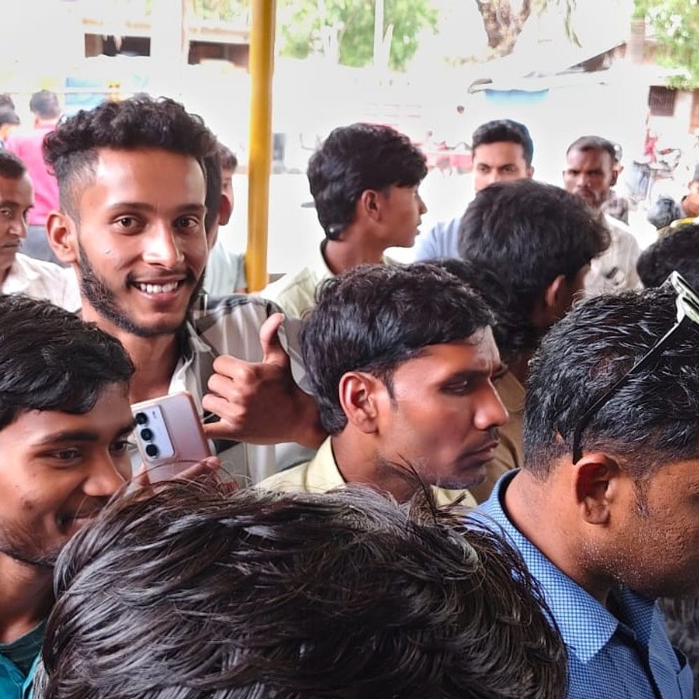 अयोध्या में गैस सिलिंडर की किल्लत जारी:कार्रवाई की तैयारी, कंट्रोल रूम में दर्ज हुई 477 शिकायतें