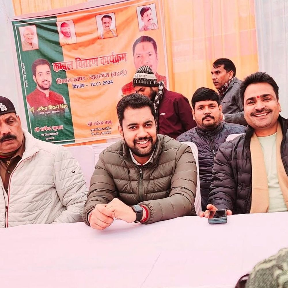 बदायूं एचपीसीएल हत्याकांड: दो आरोपी भाइयों ने किया सरेंडर:पुलिस ने साजिश रचने का आरोपी बनाया था, 25 हजार का इनाम था