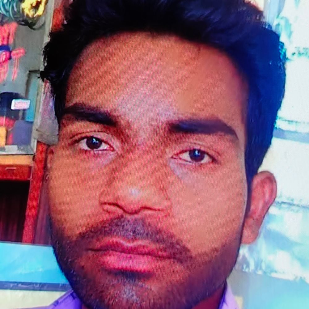 हाथरस में युवक ने फांसी लगाकर आत्महत्या की:शराब के नशे में लगाई फांसी, उपचार के दौरान हुई मौत