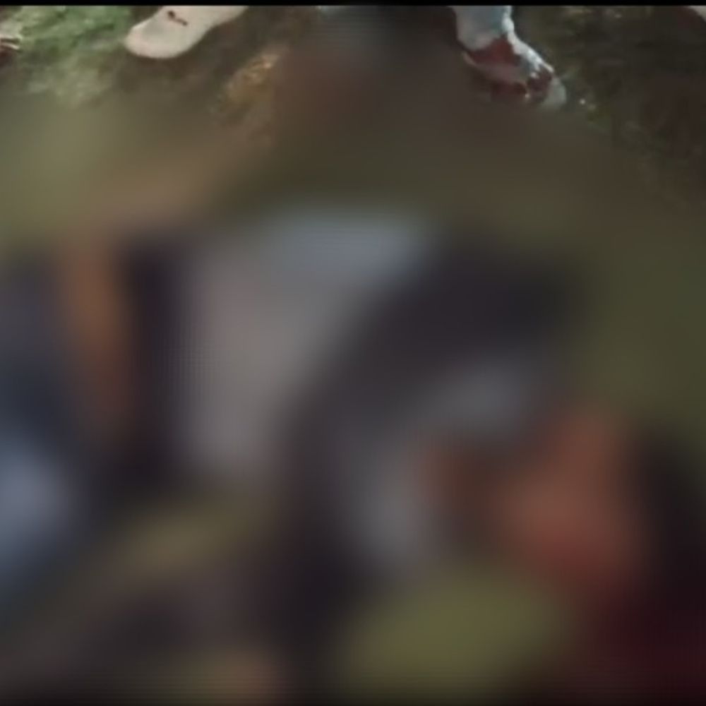 किशनगंज में रोड एक्सीडेंट में युवक की मौत:पिकअप वैन ने स्कूटर को टक्कर मारी, कलियागंज के पास घटना