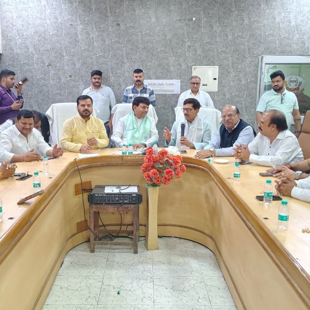 मुजफ्फरनगर में मुख्यमंत्री योगी, जयंत चौधरी का दौरा:रोजगार मेले और जनसभा की तैयारियों की मंत्री कपिल देव अग्रवाल ने की समीक्षा