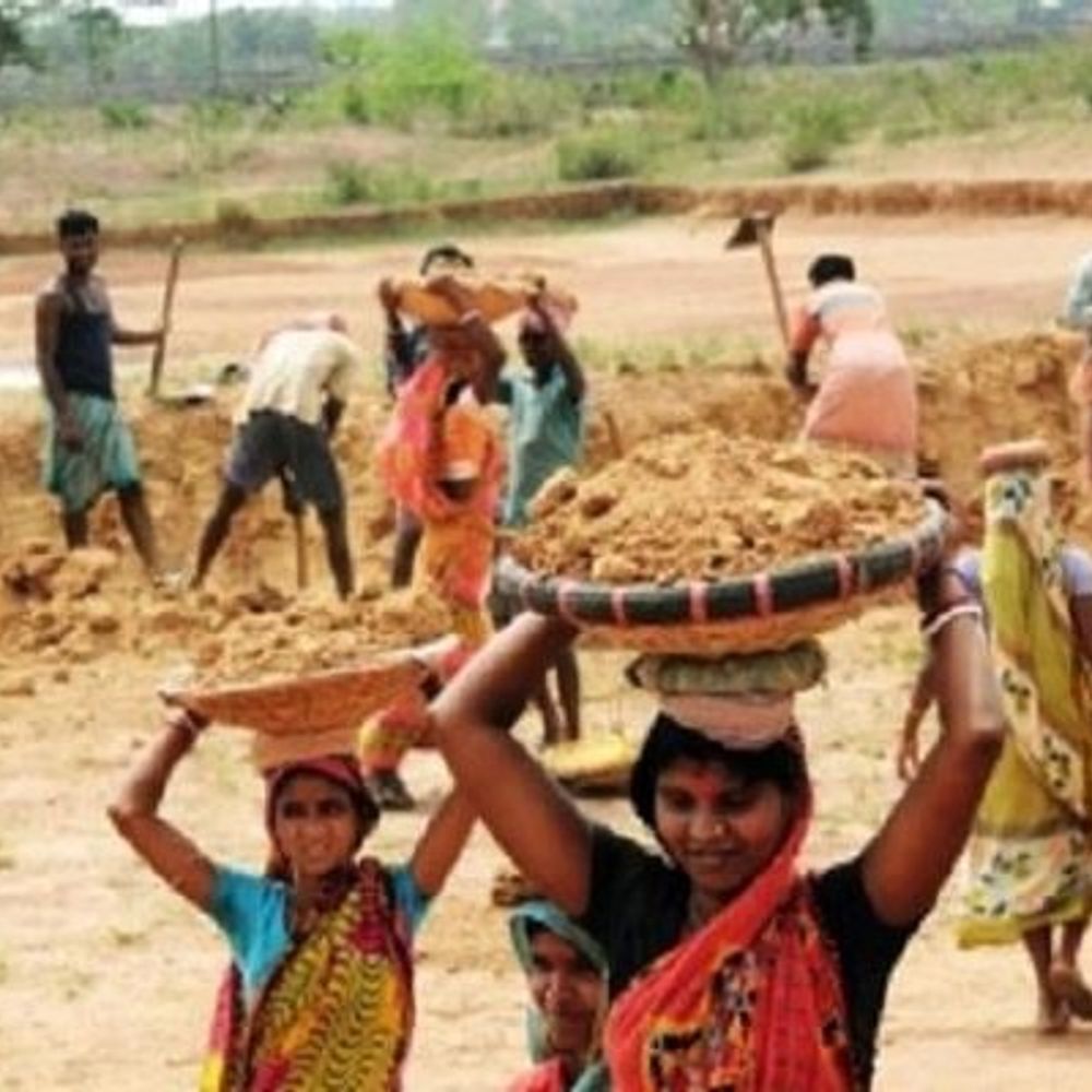 'RAPI' इंडेक्स देगा गरीबी से पहले अलर्ट:लखनऊ के शोधार्थियों ने बनाया मॉडल, जोखिम वाले परिवारों की होगी पहचान