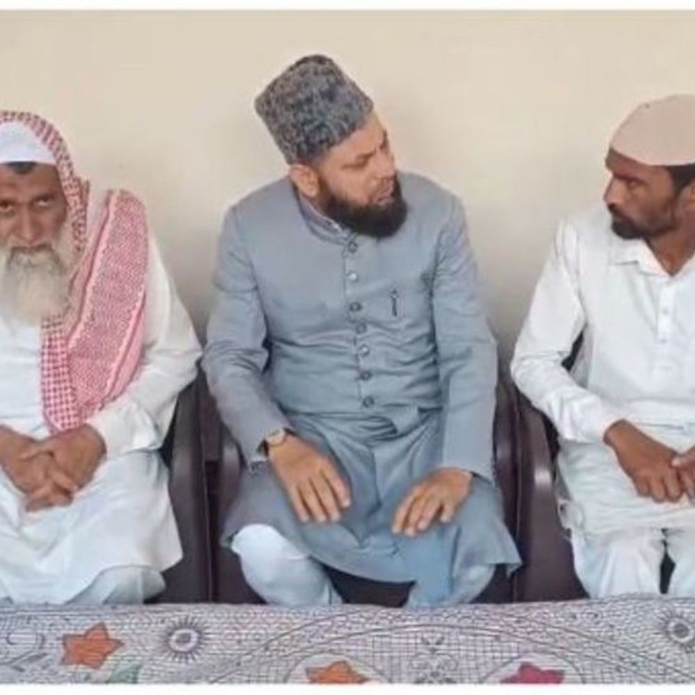 रूस में मारे गए युवक के परिजनों से मिले सांसद:रूस सरकार से मुआवजे की मांग की, कहा- भारत सरकार को भी पत्र लिखेंगे