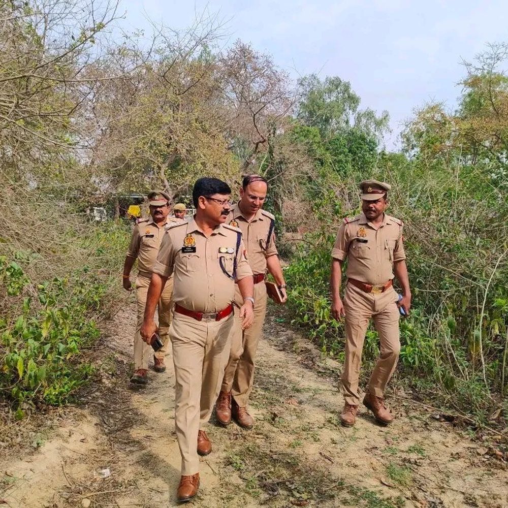 अयोध्या में प्रेमी ने की थी विवाहिता की हत्या:झाड़ियों में शव फेंक कर भागा, दो माह पहले प्रेमी संग भागी थी महिला