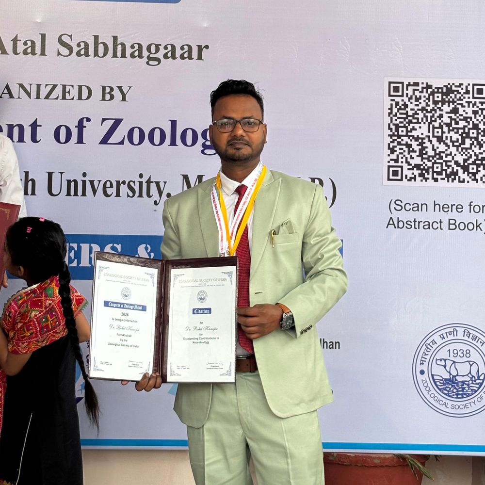 फर्रुखाबाद के डॉ. रोहित कनौजिया को सम्मान:मेरठ में जूलॉजी सेमिनार में हुए सम्मानित, अमरोहा के कॉलेज में हैं असिस्टेंट प्रोफेसर