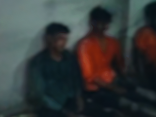 लखनऊ में हाथ-पैर बांधकर 13 साल की लड़की से रेप:आंधी-बारिश से बचने के लिए निर्माणाधीन मकान में रुकी, 5 नाबालिगों ने बंधक बनाया