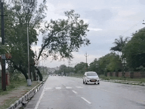 पंजाब-चंडीगढ़ में अप्रैल में फरवरी जैसी सर्दी:  बारिश और तेज हवाओं से तापमान 5.1 डिग्री लुढ़का; आज ओलावृष्टि और आंधी का अलर्ट – Punjab News