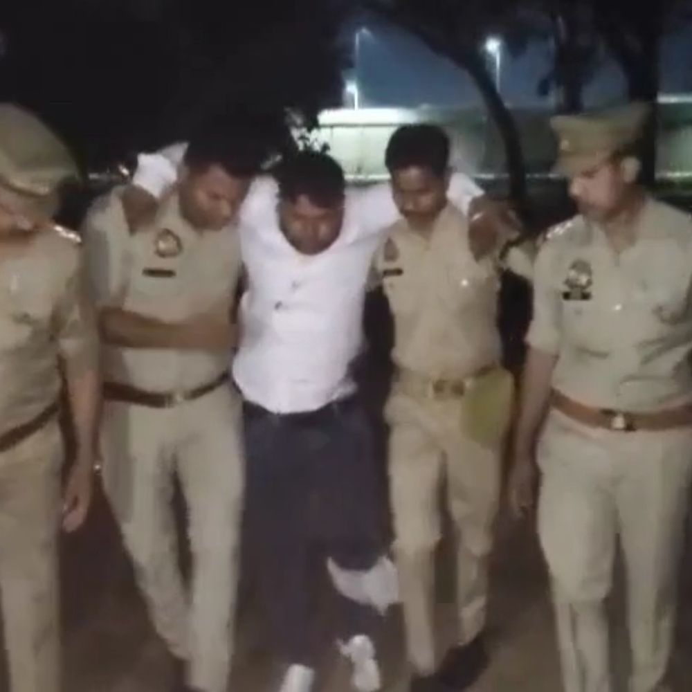 फिरोजाबाद में पुलिस मुठभेड़:टप्पेबाजी का आरोपी गिरफ्तार, पैर में लगी गोली