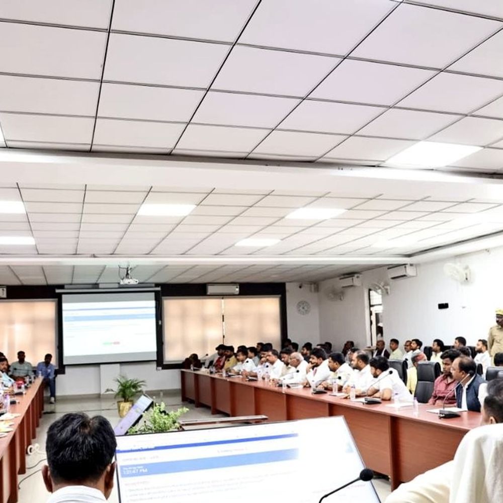 अमेठी में 34 आबकारी दुकानों की ई-लॉटरी संपन्न:जिलाधिकारी और पुलिस अधीक्षक की उपस्थिति में हुआ आवंटन