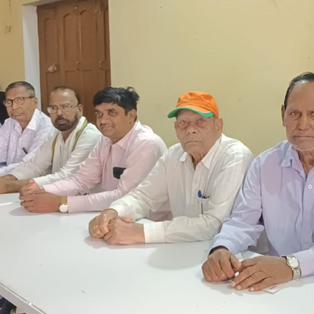 नालंदा की घटना को लेकर प्रजापति समाज की बैठक:गैंगरेप की कोशिश के मामले में आरोपियों को फांसी की सजा देने की मांग, 12 अप्रैल को दोबारा होगी बैठक